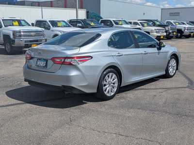 2018 Toyota Camry, $18495. Photo 8