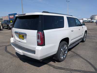 2016 GMC Yukon XL, $23900. Photo 8