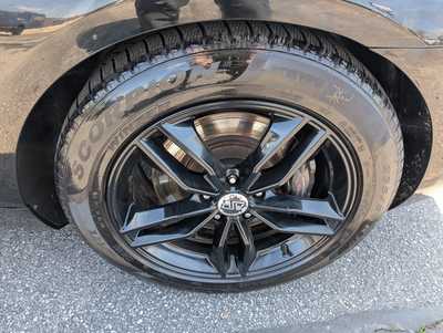 2011 Chevrolet Camaro, $22900. Photo 9