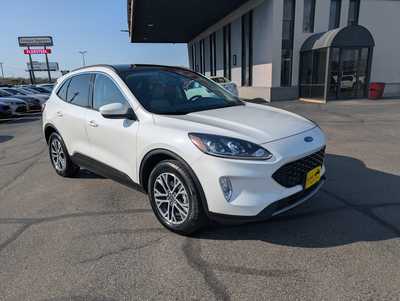 2021 Ford Escape, $22900. Photo 2