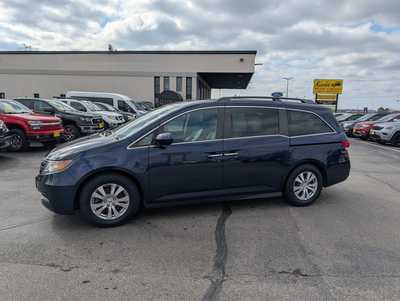 2016 Honda Odyssey, $11900. Photo 5