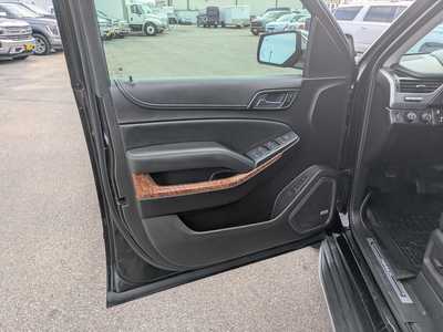 2016 Chevrolet Suburban, $28900. Photo 10