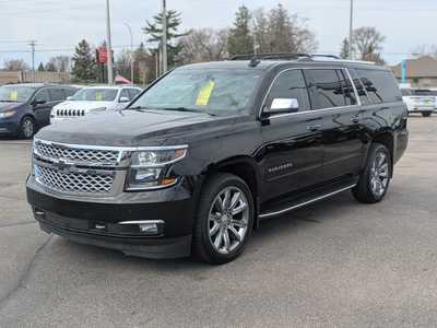 2016 Chevrolet Suburban, $28900. Photo 4