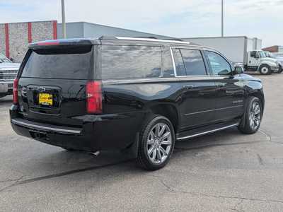 2016 Chevrolet Suburban, $28900. Photo 8