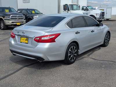 2016 Nissan Altima, $8995. Photo 8