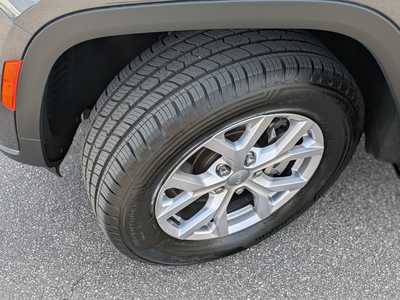 2021 Jeep Grand Cherokee L, $33990. Photo 9