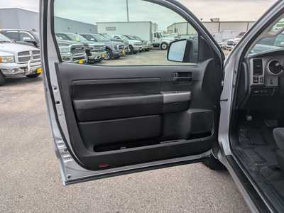 2013 Toyota Tundra Reg Cab, $21900. Photo 10