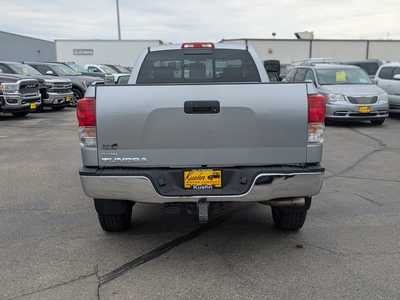 2013 Toyota Tundra Reg Cab, $21900. Photo 7