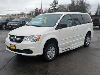 2012 Dodge Caravan, Grand, $14900. Photo 4