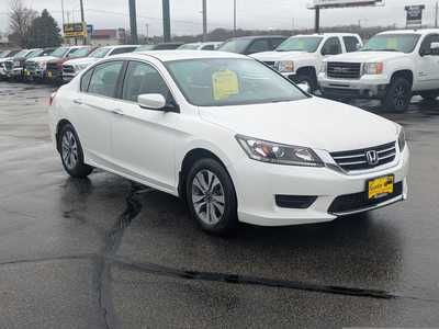 2014 Honda Accord, $11995. Photo 2