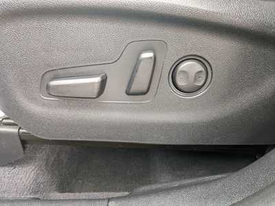 2017 Kia Sorento, $14495. Photo 12