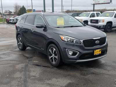 2017 Kia Sorento, $14495. Photo 2