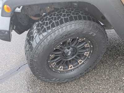 2015 Jeep Wrangler Unlimited, $22495. Photo 9