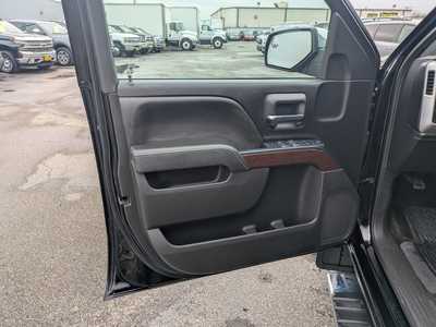2018 GMC 1500 Crew Cab, $22900. Photo 10