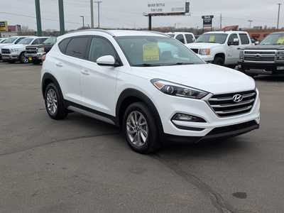 2017 Hyundai Tucson, $17995. Photo 2
