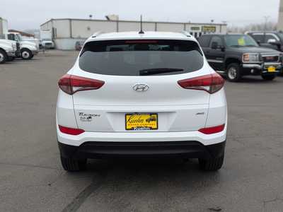 2017 Hyundai Tucson, $17995. Photo 7