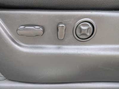 2013 Chevrolet Suburban, $10995. Photo 12