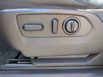 2021 Chevrolet 2500 Crew Cab, $33900. Photo 12