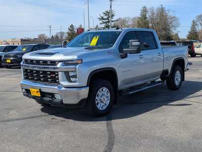 2021 Chevrolet 2500 Crew Cab, $33900. Photo 4