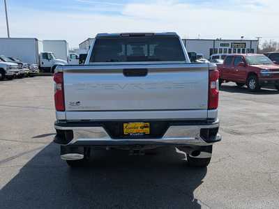 2021 Chevrolet 2500 Crew Cab, $33900. Photo 7