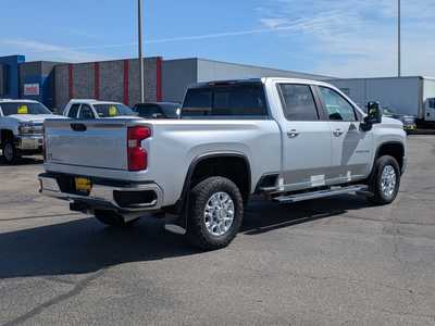 2021 Chevrolet 2500 Crew Cab, $33900. Photo 8