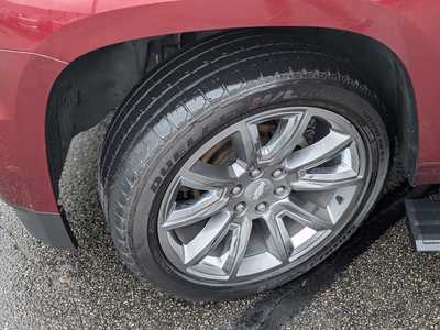 2016 Chevrolet Suburban, $22900. Photo 9