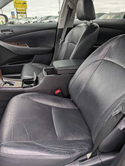 2011 Lexus ES Series, $10990. Photo 11