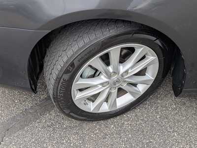 2011 Lexus ES Series, $10990. Photo 9