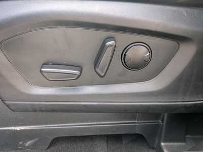 2023 Ford Explorer, $37990. Photo 12