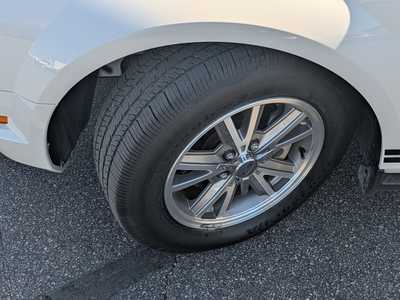 2005 Ford Mustang, $14900. Photo 9