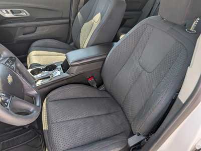 2015 Chevrolet Equinox, $4995. Photo 11