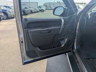 2013 Chevrolet 1500 Crew Cab, $14900. Photo 10