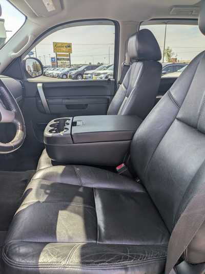 2013 Chevrolet 1500 Crew Cab, $14900. Photo 11