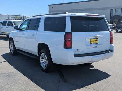 2017 Chevrolet Suburban, $26495. Photo 6