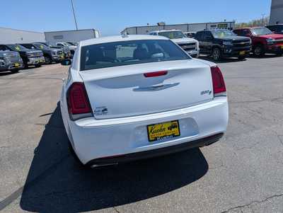 2015 Chrysler 300, $16495. Photo 7