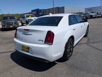 2015 Chrysler 300, $16495. Photo 8