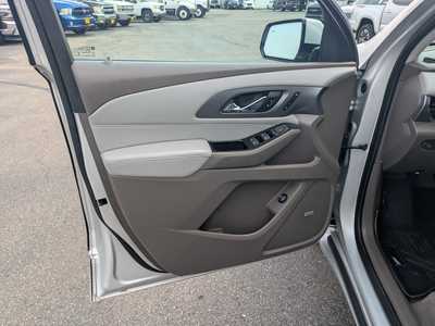 2019 Chevrolet Traverse, $26995. Photo 10