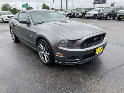 2013 Ford Mustang, $22900. Photo 2