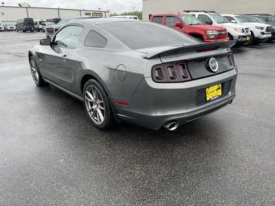 2013 Ford Mustang, $22900. Photo 6