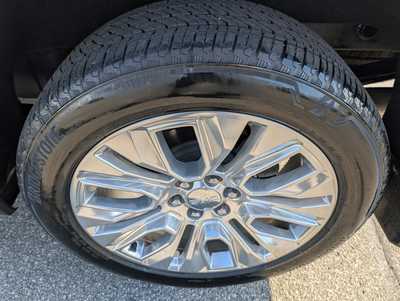 2021 GMC 1500 Crew Cab, $49995. Photo 12