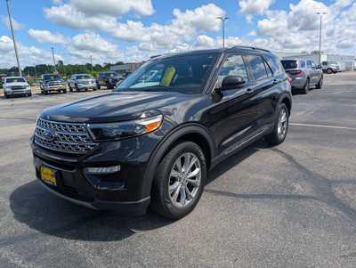2021 Ford Explorer, $23900. Photo 4