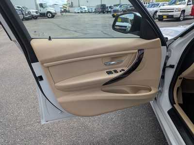 2016 BMW 3 Series, $16900. Photo 10