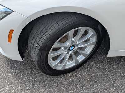 2016 BMW 3 Series, $16900. Photo 9
