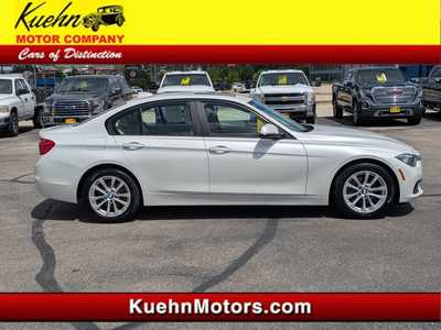 2016 BMW 3 Series, $16900. Photo 1