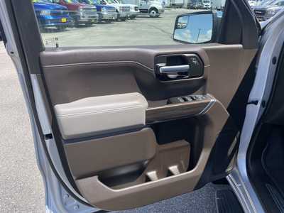 2021 Chevrolet 1500 Crew Cab, $31990. Photo 12