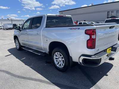 2021 Chevrolet 1500 Crew Cab, $31990. Photo 6