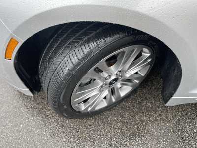 2015 Lincoln MKZ, $15495. Photo 10