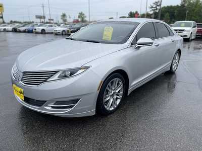 2015 Lincoln MKZ, $15495. Photo 2