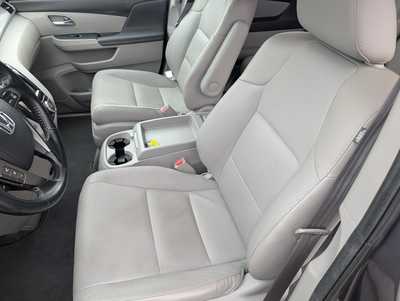 2015 Honda Odyssey, $22495. Photo 11