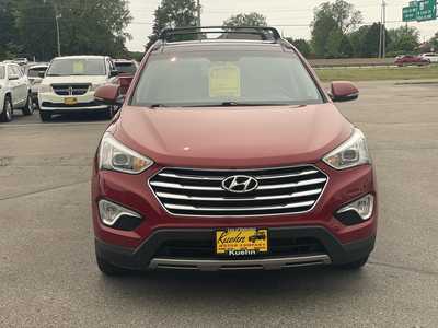 2015 Hyundai Santa Fe, $13995. Photo 3
